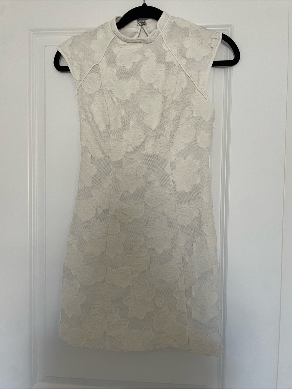 silence + noise Ivory Floral Jacquard Mini Dress - Picture 6 of 8